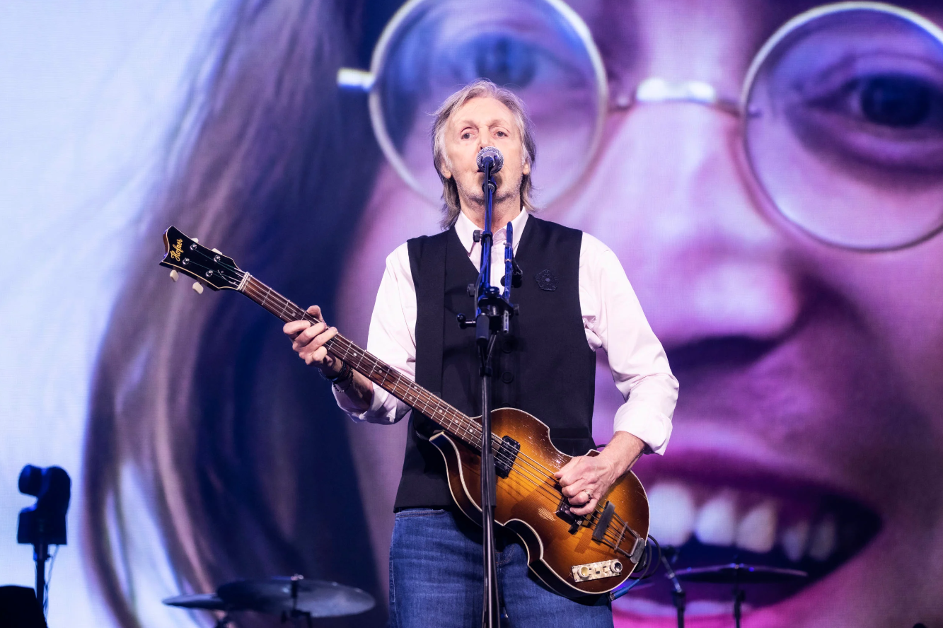 Paul McCartney Buat Lagu Terakhir The Beatles Menggunakan AI